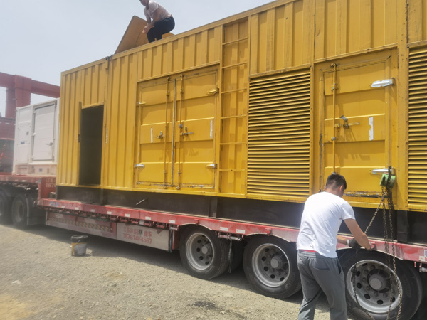 江苏发电机出租100KW发电机需要什么规格的电缆线?