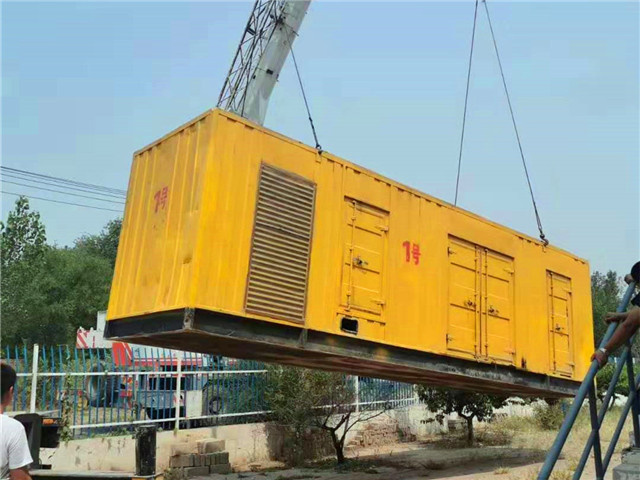 江苏300KW柴油发电机组油耗是多少？
